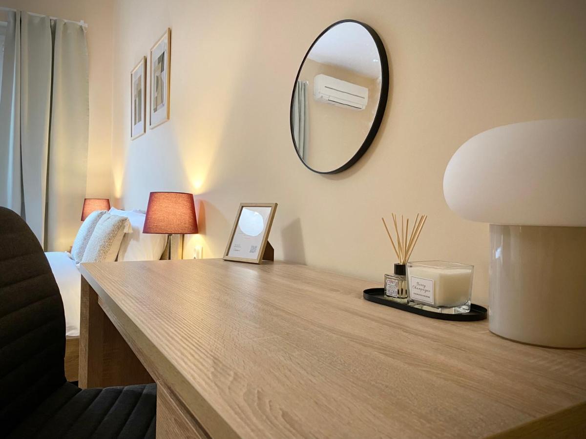 Top Centre Sofia Apartment For 6 Guests Exteriör bild